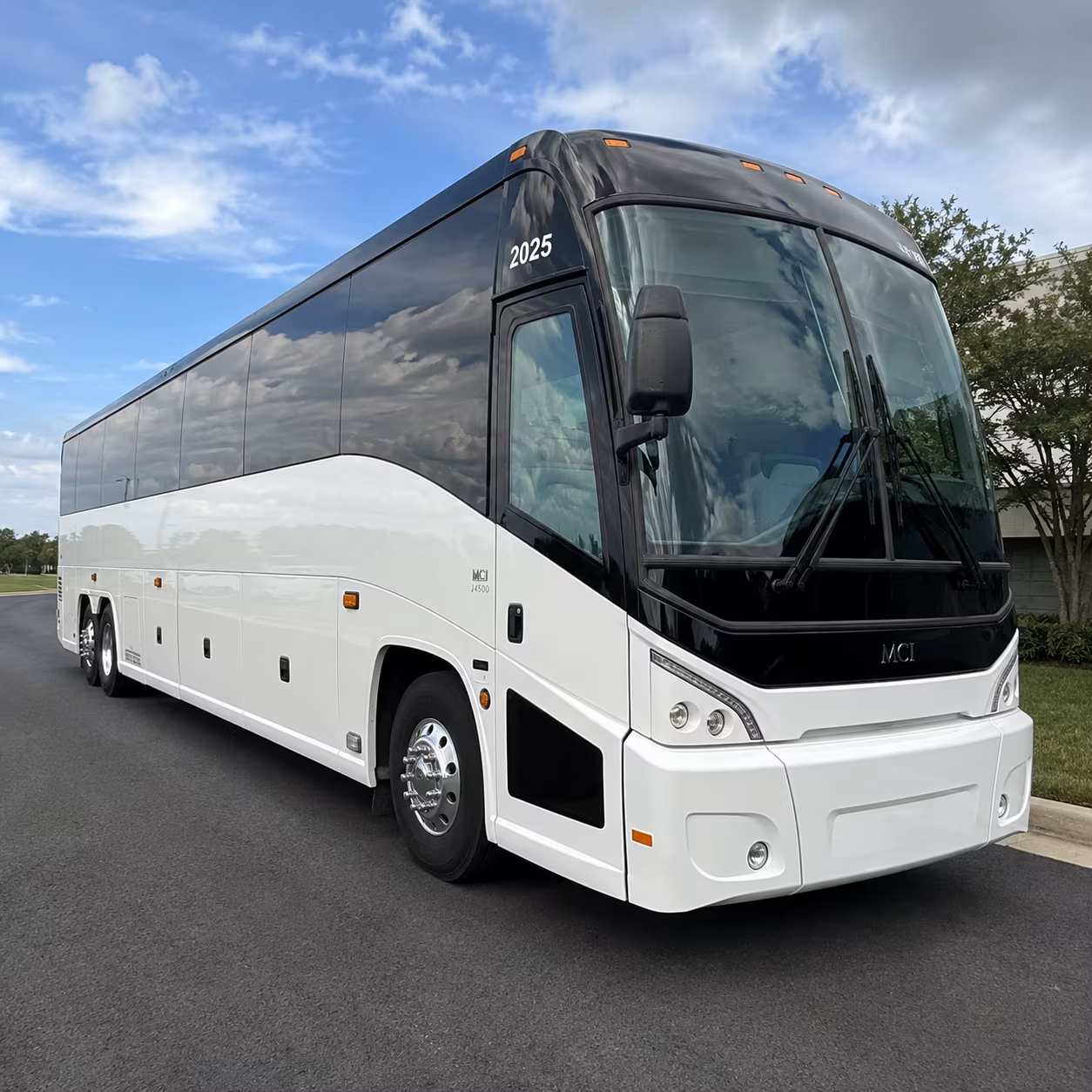 choosing the right bus makes concert night in jonesboro so much better