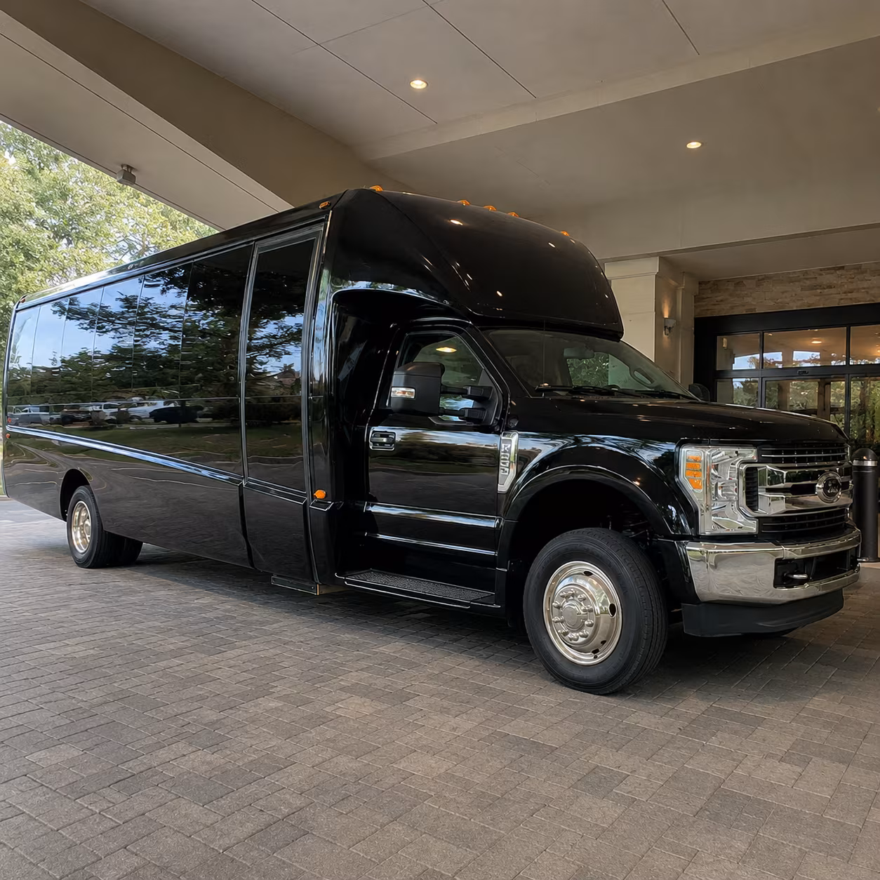 minibus rentals for valley view and nettleton prom groups